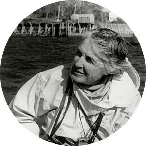 Olive Pierce - Visual artist