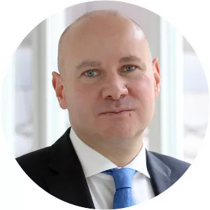 Oliver Falck - Economist