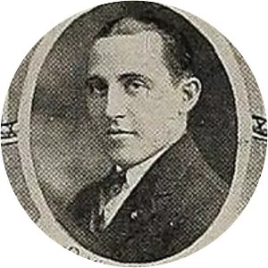 Oliver Kuhn - American football player