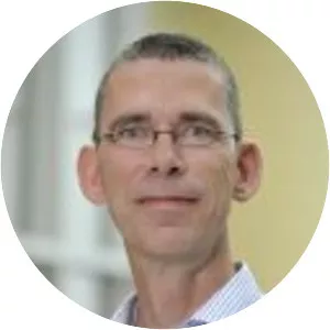 Oliver Razum - Author