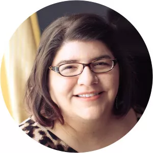 Olivia Dade - Author