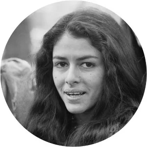 Olivia Favela - Musician