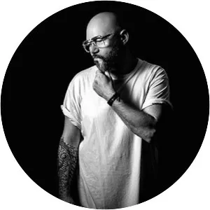 kolombo - Musical artist