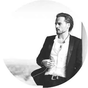 Ollie Wride - Musical artist