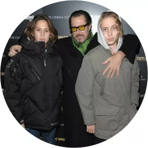 Olmo Schnabel photograph