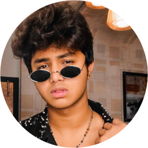 Om Baraiya - Musical artist