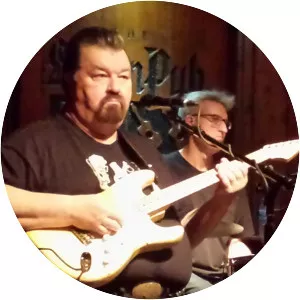 Omar and the Howlers