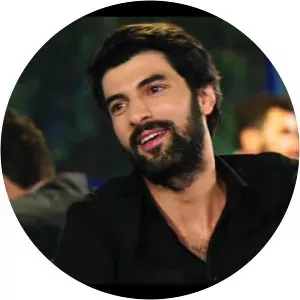 Ömer Kara Para Aşk