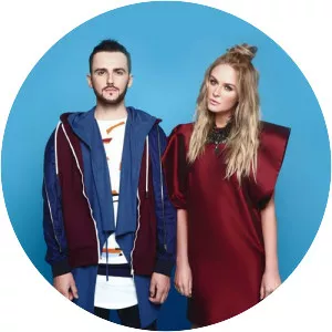 ON I ONA - Musical artist