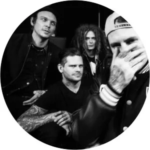 OnklP & De Fjerne Slektningene