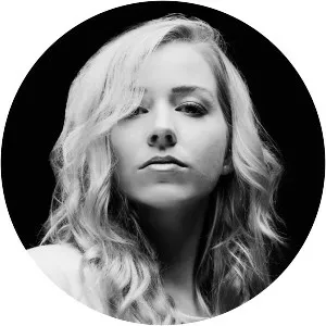 Oona Dahl - Musical artist