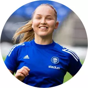 Oona Sevenius - Football player
