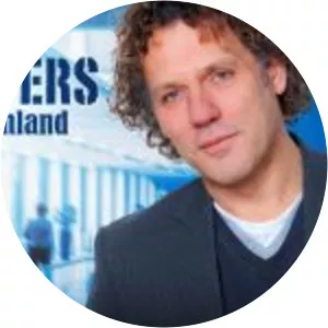 Oplichters In Het Buitenland (Since 2013) - 2013 ‧ News