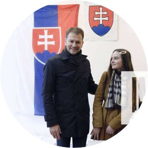 Ordinary People and Independent Personalities