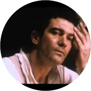 Original Sin - 2001 ‧ Thriller/Drama ‧ 1h 58m