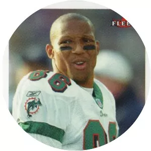 Oronde Gadsden - American football player