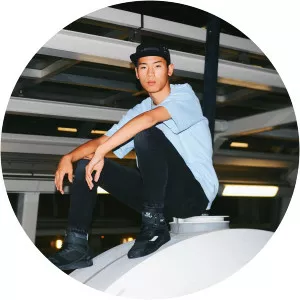 young dalu osami - Musical artist