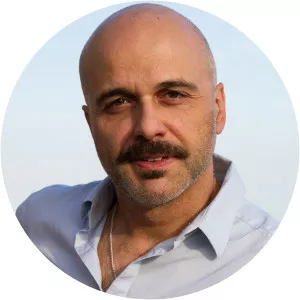 Oscar Genovese - Actor