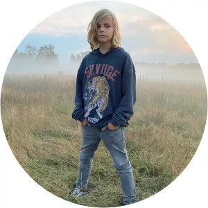 Oscar Stembridge - Singer