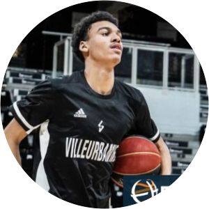 Oscar Wembanyama photograph