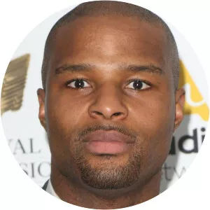 Osi Umenyiora