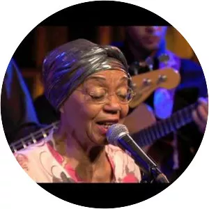 Othella Dallas - American singer