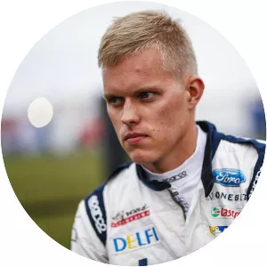 Ott Tänak - Internet personality