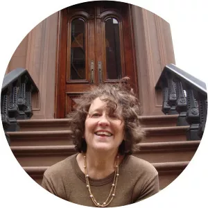 Ouisie Shapiro - Screenwriter