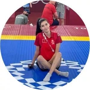 Oumaima El Bouchti photograph