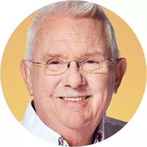 Owen Money's Golden HourSince 2020 - TV program