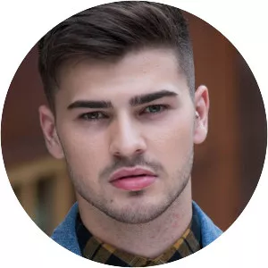 Owen Warner - TV actor