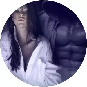 Owning the Beast - Book by Alexa Riley