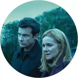 Ozark - 2017 ‧ Drama ‧ 4 seasons