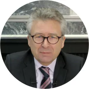 P. Eeckhout - Dean of the UCL Faculty of Laws