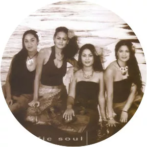 Pacific Soul - Singer