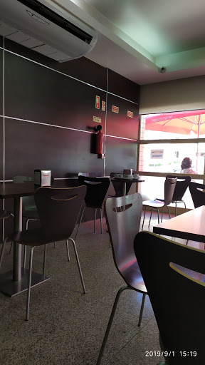 Padaria E Pastelaria Flor Da Feira II, Lda.