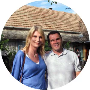 Paddy and Sally's Excellent Gypsy Adventure - TV program