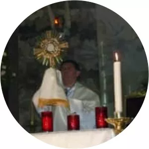 Padre Edgar Larrea