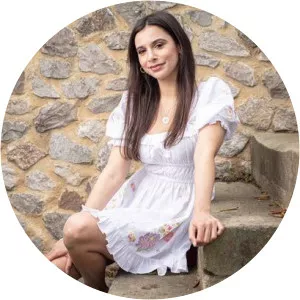 Paige Sandhu photograph