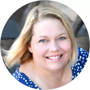 Paige Shelton - Author