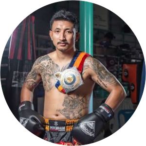 pakorn p.k. saenchai muaythaigym