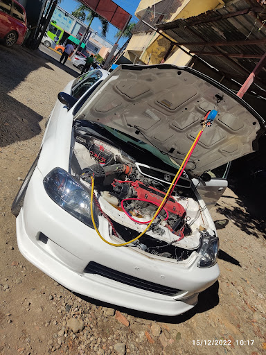 Palito autoaire - Auto air conditioning service in Santo Domingo Este, Dominican Republic
