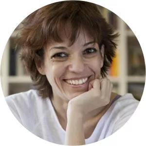 Paloma Bravo - Author