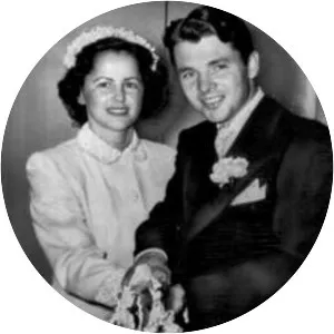 Pamela Archer - Actress