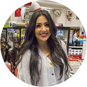 Pamela Cortes - Singer