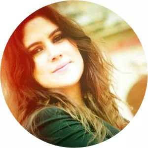 Pamela Gallo de Sá - Guilherme de Sá's wife