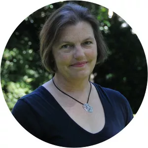 Pamela Grundy - Historian