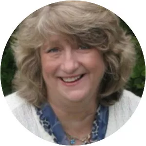 Pamela Shoemaker - Professor