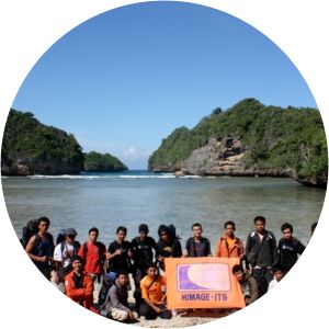 Pantai Pelawangan Malang Regency