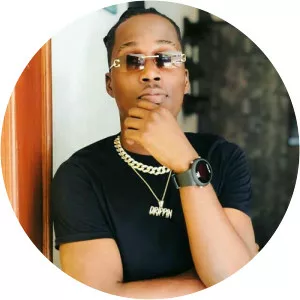 Pape John - Musical artist